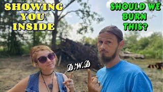 IS IT TOO HOT TO BURN?  SNEAK PEEK OF WHAT'S BEEN HAPPENING | vlog, couple, life, tiny house |