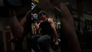 Seated 60lb Dumbbell curls with good form #fitness #gymcontent #lifting #gym