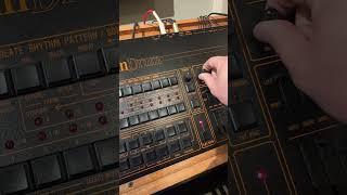 Linndrum Beat what a real Linn sounds like no Behringer LM Drum here #drummachines