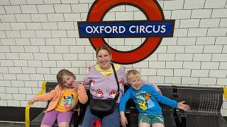 LONDON - kids first time at Hamley's Toy Shop