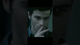 #MattCohen : shhh! *puts lips on finger* (me: *hypnotized*)