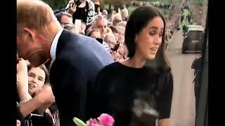 Palace Aides try to get Flowers meant for Queen out of Meghan's hands