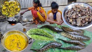 How SNAKE HEAD fish cutting & cooking with TASTY TARO ROOT by santali tribe girl | Rural Lifestyle