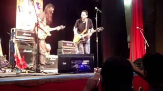 Paul Gilbert and Zack Silva - Jam Back in Black