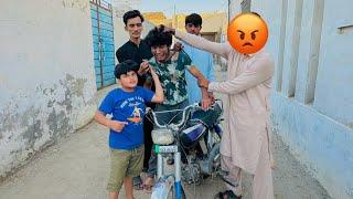 Abdullah bike chori krty howy pkra gaya  || logo ny bht mara Abdullah ko  ||