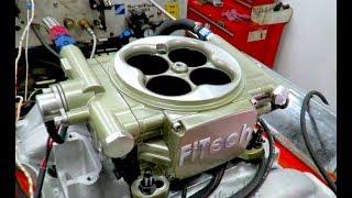 Carburetor vs E.F.I. - Dyno Room Showdown