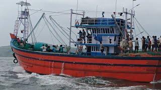 Ratnagiri Mirkarwada Big Big Big Size Parsanet Boat Videos #kokan#ratnagiri