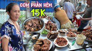 Quán cơm phần 15k trong hẻm có nhiều món ngon khách ùn ùn chen nhau