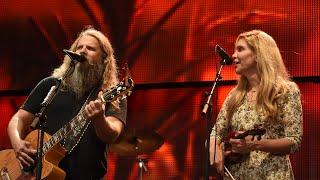 Jamey Johnson with special guest Alison Krauss – Tulsa Time (Live at Farm Aid 2016)