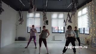 Занятия Dance Mix в студии YOGI ROOM