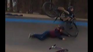 MASSIVE CRASH AT THE PUMPTRACK