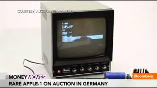 Bloomberg Auction Team Breker Köln Rare Apple 1 at Auction 3