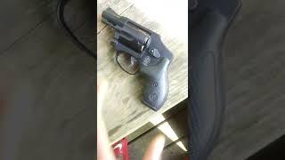 S&W 38 special and plus p airweight pistol model 442-1