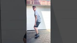 Noel tanzt in High Heels  #shorts