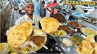 30/- Rs Dharamraj ke Baraf wale Chole Bhature | Street Food India Vlogs