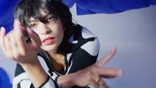 Julia Jean-Baptiste - Music-hall (Clip officiel)