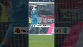 One save was better than the next, just amazing goalkeeping by Alex Nübel 