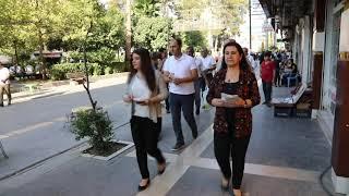 Kızıltepe’de yarın başlanacak olan “Açık Hava Film Günleri” için broşür dağıtıldı.