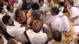 Amma | Embracing the World | Part 1