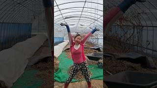 신나게 살아보세^^  #춤추는농사꾼  #들깨아줌마 #최강동안농장 #생들기름짜는농장