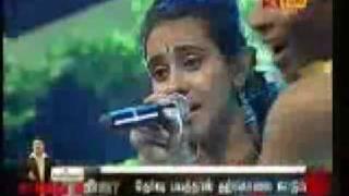 raginisri in airtel super singer black and white round