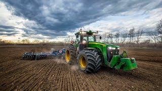 John Deere 8370R & Köckerling Allrounder 1200