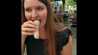 Americans trying Weisswurst