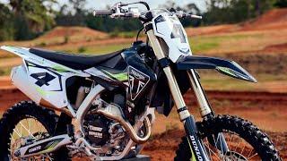 Weltpremiere: Triumph TF 450-RC Edition Motocross | Ricky Carmichael