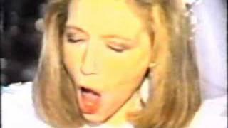 Lena Zavaroni Sings "Help Me..." at her own wedding!!!