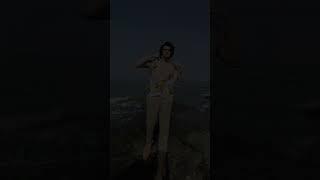 mohsin khan is video mein old photo dekha