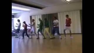 Super Maria Dance by Swedish PE-teachers (Dansexamination Super Mario GIH L4A VT 2011