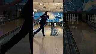 9x strikes ️         #bowling #strike #sports #боулинг #страйк #training #保齡球 #2handed #shorts