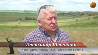 На первом съезде уфологов танцевали "инопланетяне" и в небе кружил летательный аппарат