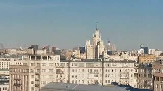 Москва. Обзорная площадка храма Христа Спасителя. 18 марта 2023 года.