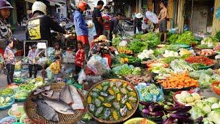 Cambodian Evening Street Market - Activities & Lifestyle of Vendors Selling Vegetable & More