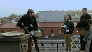 Lithuanian Sutartinės - The Choir on the Roof