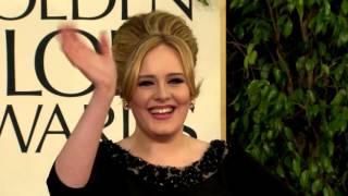 Adele Sells Record Breaking 7.13 Million Albums in the U.S. | Splash News TV | Splash News TV