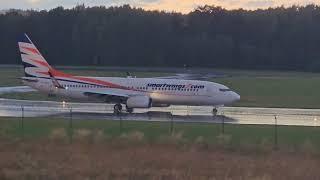 Boeing 737 na letišti v Českých Budějovicích - Boeing 737 at the airport in České Budějovice