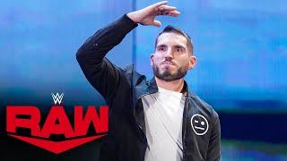 Johnny Gargano's entrance during his jaw-dropping WWE return: Raw, Aug. 22, 2022