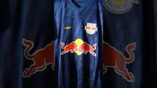 Red Bull Bragantino e Red Bull Racing se juntam para o lançamento de uma camisa inédita. ️