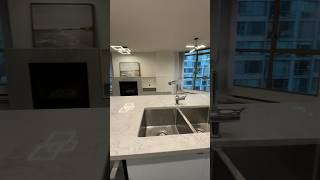 Touring Yaletown 2bed Condo #touringwithtyler #vancouverrealestate #hometour #renovation #vancouver