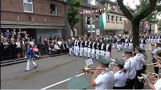 Schützenfest  2024 in Kaarst-Büttgen: Die Königsparade Teil 01