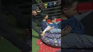 Cerita anak - main perosotan di taman rampal