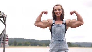 Blakelee Ortega and Jessica Bowman Gym Dripping Powerful Biceps.