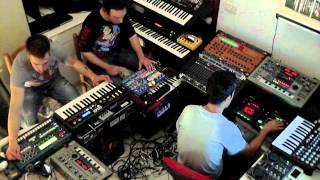 Shock-HRz - Rise Of The Machines [Korg, Roland, DSI, Yamaha, Waldorf & Akai Live Jam]