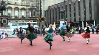 Scottish folk dance: Strathspey & Tulloch