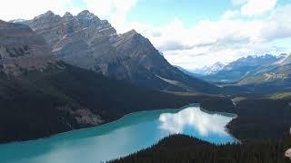 Hiking to Peyto Lake Upper Viewpoint