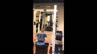 Nolan Reimold squatting 425 pounds