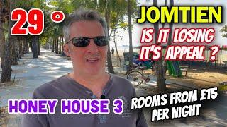 Jomtien Pattaya Beach and Honey House 3. A Good Budget Hotel on Soi Chaiyapruek. 