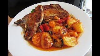 Povrtna Peka s Kotletima/Roasted Vegetables with Pork Chops